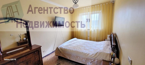 Трехкомнатная квартира по ул. Суворова, д. 14 г.Ленинск-Кузнецкий