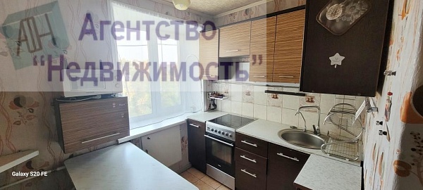 Трехкомнатная квартира по пр. Ленинна г.Ленинск-Кузнецкий Трехкомнатная квартира по пр. Ленинна г.Ленинск-Кузнецкий