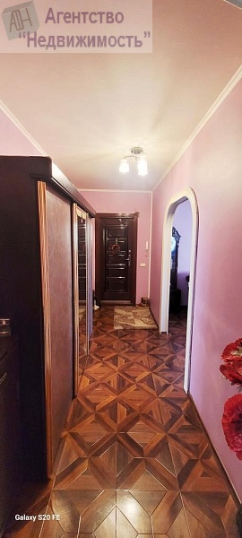 Трехкомнатная квартира по ул. Суворова, д. 14 г.Ленинск-Кузнецкий