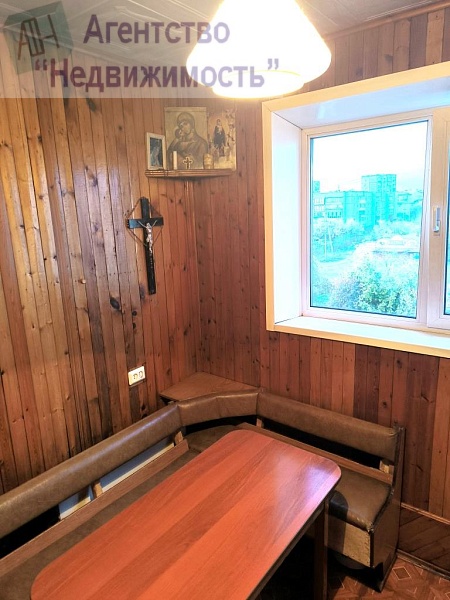 Трехкомнатная "Ленинградка" по ул. Туснолобовой Трехкомнатная "Ленинградка" по ул. Туснолобовой