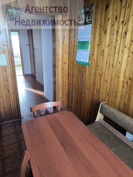 Трехкомнатная "Ленинградка" по ул. Туснолобовой