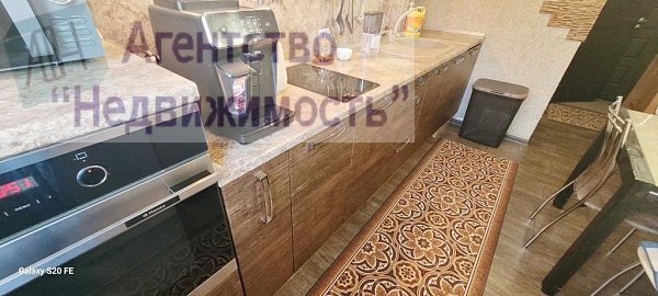 Четырехкомнатная кавртира в городе Ленинск-Кузнецком