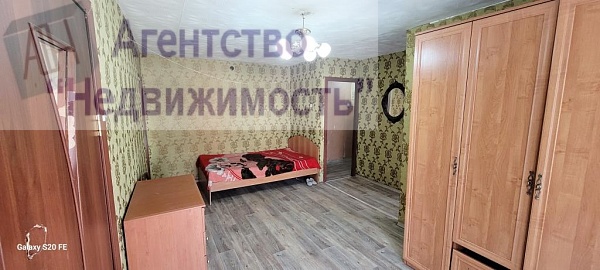 Двухкомнатная квартира по пр.Кирова, г.Ленинск-Кузнецкий Двухкомнатная квартира по пр.Кирова, г.Ленинск-Кузнецкий