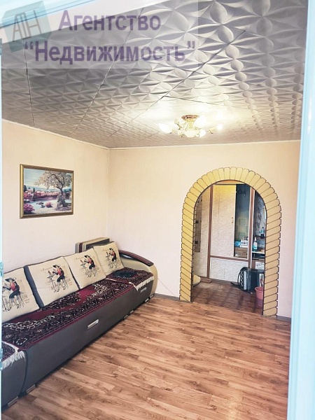 Трехкомнатная "Ленинградка" по ул. Туснолобовой Трехкомнатная "Ленинградка" по ул. Туснолобовой