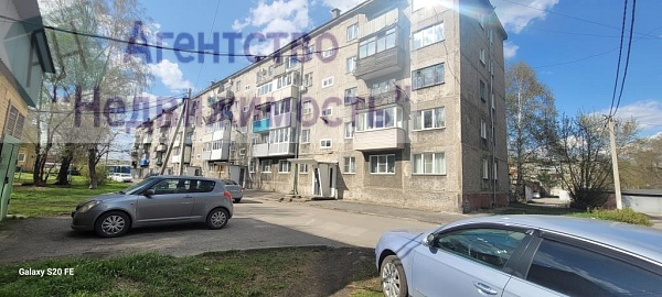 Четырехкомнатная кавртира в городе Ленинск-Кузнецком
