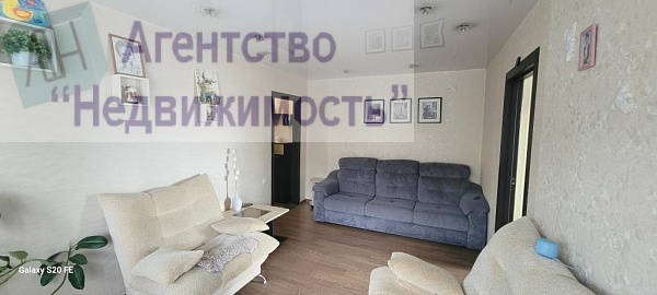 Четырехкомнатная кавртира в городе Ленинск-Кузнецком