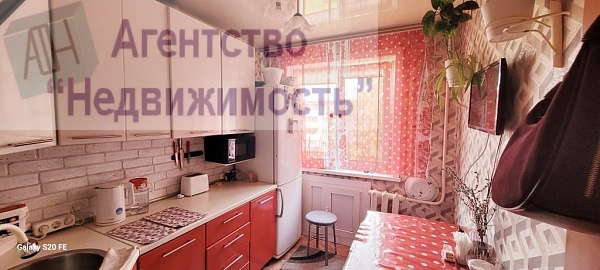 Четырехкомнатная квартира по ул. Шевцовой, д.8 г. Ленинск-Кузнецкий Четырехкомнатная квартира по ул. Шевцовой, д.8 г. Ленинск-Кузнецкий