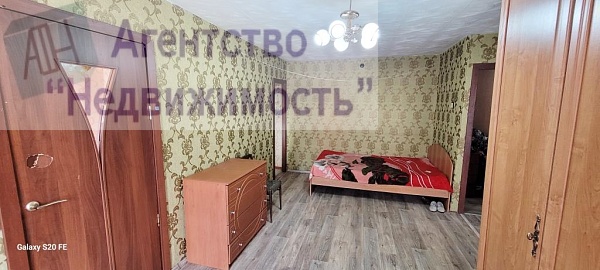 Двухкомнатная квартира по пр.Кирова, г.Ленинск-Кузнецкий Двухкомнатная квартира по пр.Кирова, г.Ленинск-Кузнецкий