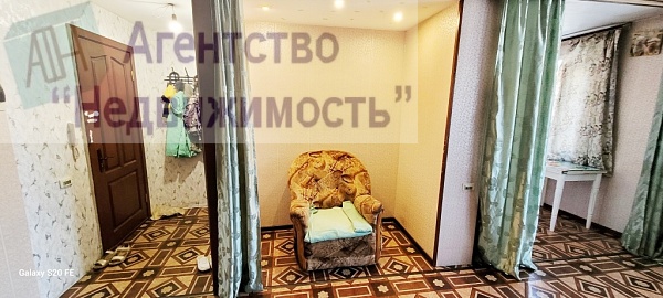 Трехкомнатная квартира по пр. Кирова, 108