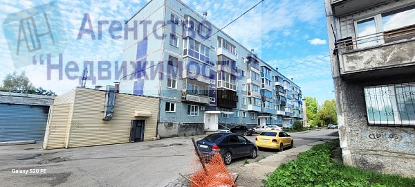 Двухкомнатная "Ленинградка" по ул. Зварыгина, 8а г.Ленинск-Кузнецкий Двухкомнатная "Ленинградка" по ул. Зварыгина, 8а г.Ленинск-Кузнецкий