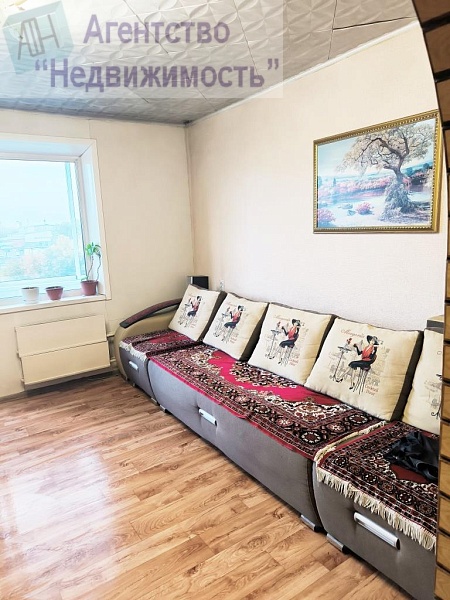 Трехкомнатная "Ленинградка" по ул. Туснолобовой Трехкомнатная "Ленинградка" по ул. Туснолобовой