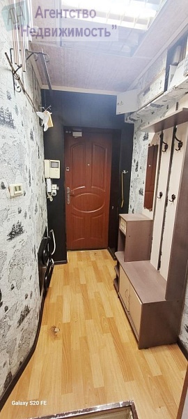 Трехкомнатная квартира по пр. Ленинна г.Ленинск-Кузнецкий Трехкомнатная квартира по пр. Ленинна г.Ленинск-Кузнецкий