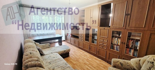 Двухкомнатная квартира по ул. Пушкина, д. 10,  г.Ленинск-Кузнецкий
