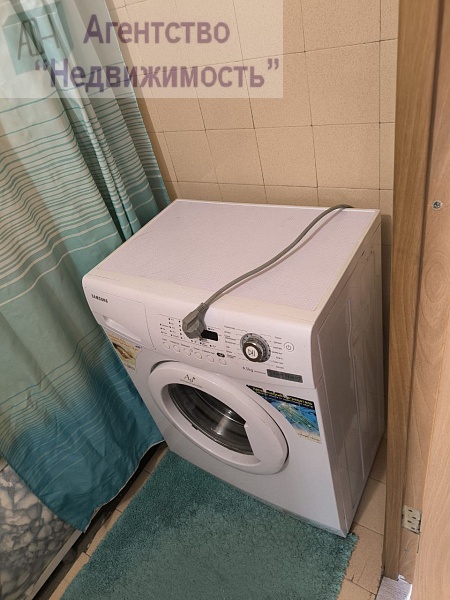 Трехкомнатная "Ленинградка" по ул. Туснолобовой