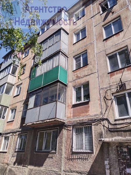 Двухкомнатная квартира по пр.Кирова, д. 81 г.Ленинск-Кузнецкий