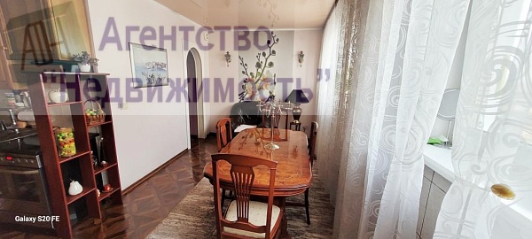Трехкомнатная квартира по ул. Суворова, д. 14 г.Ленинск-Кузнецкий