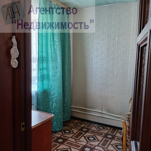 Трехкомнатная квартира по пр. Кирова, 108