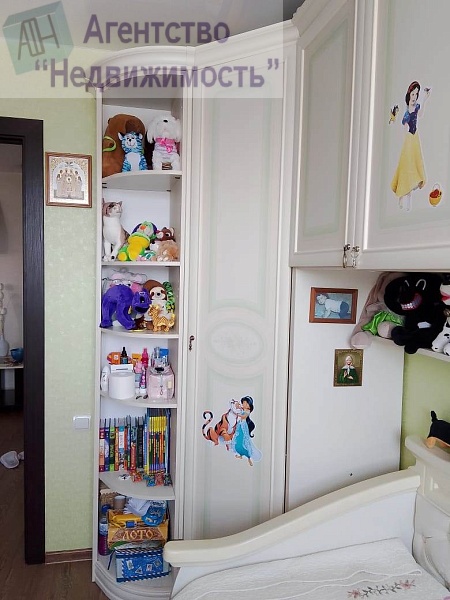 Четырехкомнатная кавртира в городе Ленинск-Кузнецком