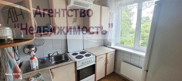 Двухкомнатная квартира по ул. Пушкина, д. 10,  г.Ленинск-Кузнецкий