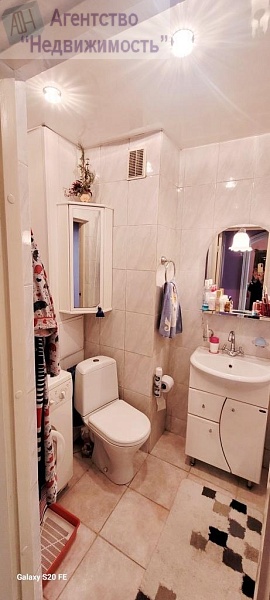 Трехкомнатная квартира по ул. Суворова, д. 14 г.Ленинск-Кузнецкий