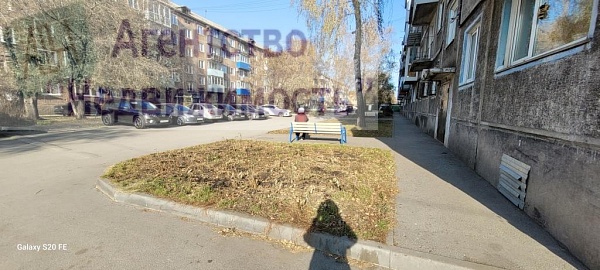 Двухкомнатная квартира по пр. Кирова, д. 100а        г. Ленинск-Кузнецкий