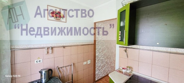 Двухкомнатная квартира по пр. Кирова, д. 100а        г. Ленинск-Кузнецкий