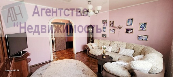 Трехкомнатная квартира по ул. Суворова, д. 14 г.Ленинск-Кузнецкий