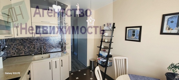 Двухкомнатная "Ленинградка" по ул. Зварыгина, 8а г.Ленинск-Кузнецкий Двухкомнатная "Ленинградка" по ул. Зварыгина, 8а г.Ленинск-Кузнецкий
