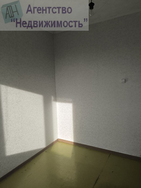 Трехкомнатная "Ленинградка" по ул. Туснолобовой