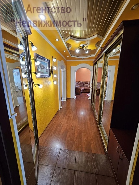 Трехкомнатная квартира по пр. Ленина, 88 г.Ленинск-Кузнецкий