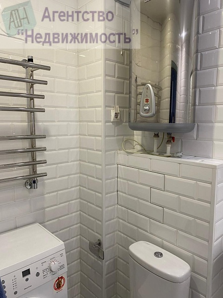 Двухкомнатная "Ленинградка" по ул. Зварыгина, 8а г.Ленинск-Кузнецкий Двухкомнатная "Ленинградка" по ул. Зварыгина, 8а г.Ленинск-Кузнецкий