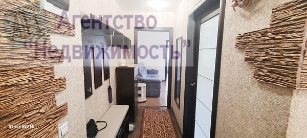 Четырехкомнатная кавртира в городе Ленинск-Кузнецком Четырехкомнатная кавртира в городе Ленинск-Кузнецком